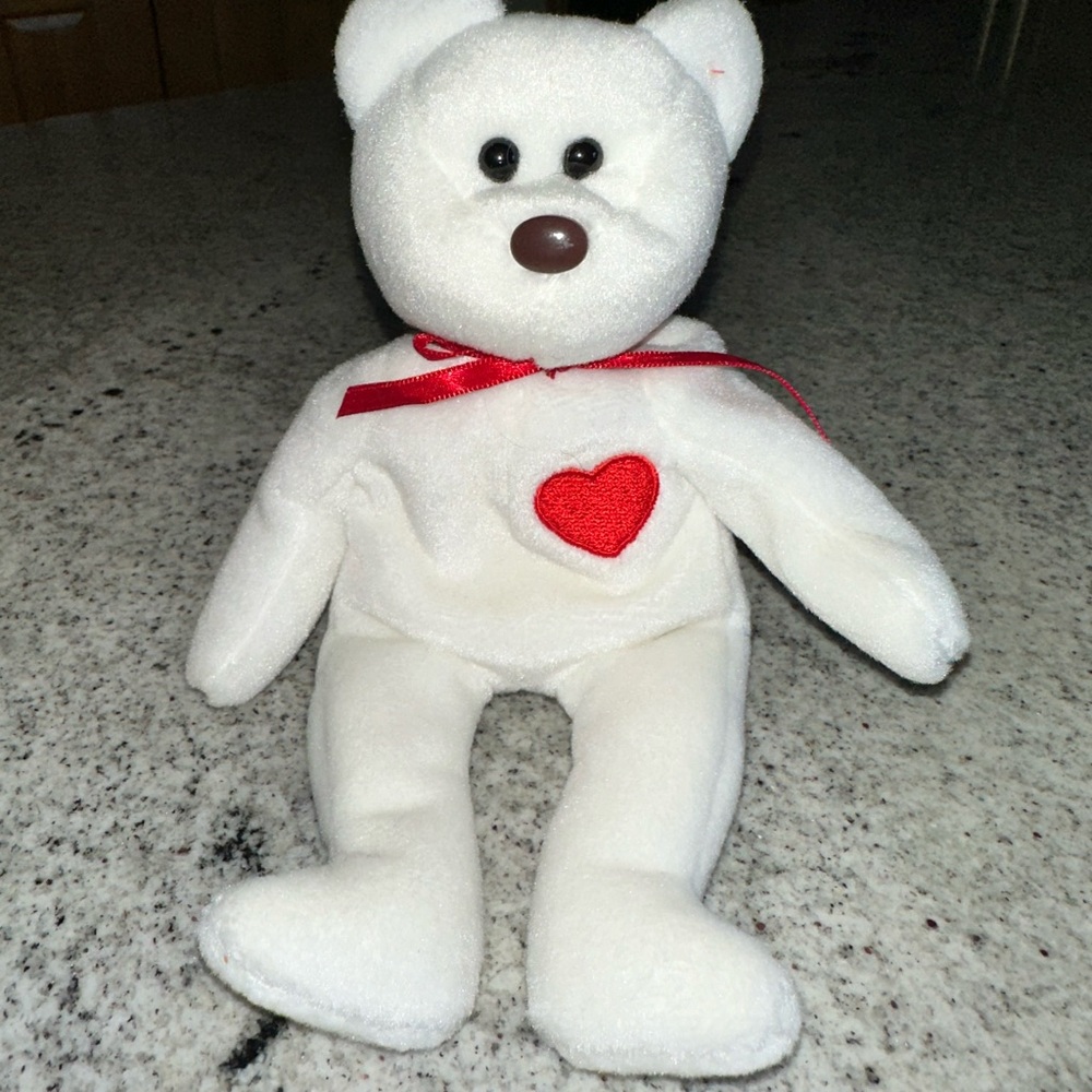 Ty Valentino White Plush with Red Tag